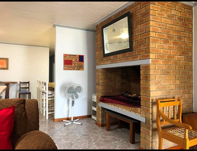 3 BEDROOM HOUSE FOR SALE IN DE KELDERS